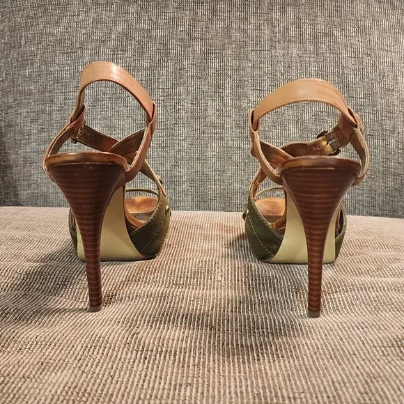 Guess High Heel Platform Sandals - Size 7 1/2 - Picture 3 of 4